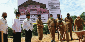 Bupati Kuansing Letak Batu Pertama Pembangunan Pondok Tahfids