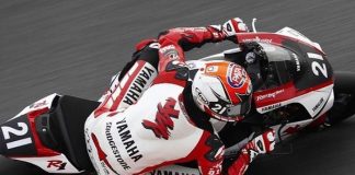 Pembalap WSBK Keturunan Indonesia Pamer Baju Balap Favorit