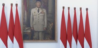 Presiden: Sosialisasikan Protokol Tatanan Normal Baru Secara Masif