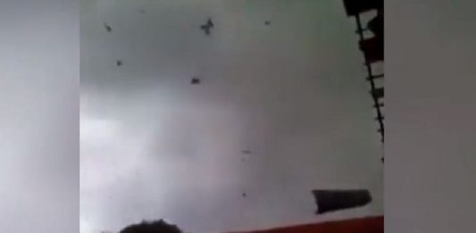 Mencekam, Sedikitnya 245 Rumah Rusak Dihantam Angin Puting Beliung