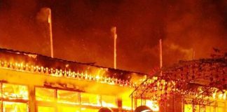 Gedung SMPN 7 Pekabaru Ludes Terbakar