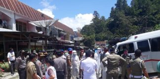 Pasient Covid-19 di Simalungun Menolak Dibawak Petugas Berpakaian APD