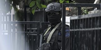 Warga Tanah Datar ditangkap Densus 88 di Solo