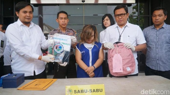 c1f6cd41-2150-4b05-a64c-2d8676836dae_169