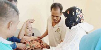 Warga Bengkalis Berjibaku Dengan Harimau Hanya Menggunakan Ranting Pohon