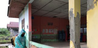 Lakukan Penyemprotan Disinfektan di Vihara dan SPS Desa Bantan Timur