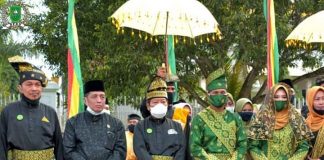 LAM Riau Tepung Tawar Danrem 031/Wirabima Brigjen TNI M. Syech Ismed