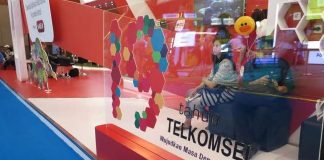 Data Pribadi Denny Siregar Bocor, Warganet Serukan Boikot Telkomsel data-pribadi-denny-siregar-bocor-warganet-serukan-boikot-telkomsel