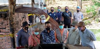 Polda Riau Dalami Kasus Penyulingan Minyak Illegal Di Dumai update-penanganan-kasus-penyulingan-minyak-illegal-di-dumai