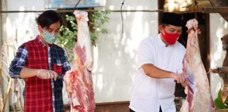 Gibran Teguh Silaturahmi dan Salat Jamaah di PAC PDI Perjuangan Serengan gibran-teguh-silaturahmi-dan-salat-jamaah-di-pac-pdi-perjuangan-serengan