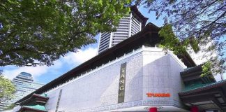 Dikecam Presiden, Departement Store Singapura Batal Larang Karyawan Pakai Jilbab dikecam-presiden-departement-store-singapura-batal-larang-karyawan-pakai-jilbab-sxq