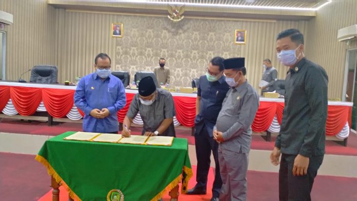 Irwan : DPRD dan Pemerintah Harus Saling Bersinergi irwan-dprd-dan-pemerintah-harus-saling-bersinergi