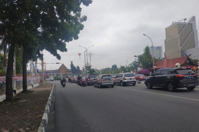 dishub-akan-permudah-pengurusan-izin-plat-hitam-ke-kuning