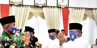 Danrem 031/WB dan Bupati Kampar Hadiri Pelantikan DDII dan PDD Kampar danrem-031-wb-dan-bupati-kampar-hadiri-pelantikan-ddii-dan-pdd-kampar