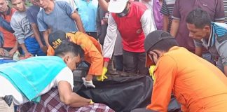 Tim SAR Evakuasi Warga Kampar Tenggelam di Sungai tim-sar-evakuasi-warga-kampar-tenggelam-di-sungai