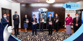 Rumah Sakit IJN Malaysia Terima 5 Penghargaan Terbaik dari GlobalHealth GlobalHealth-Serahkan-5-Penghargaan-Kepada-Rumah-Sakit-IJN-Malaysia