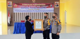 LEMKAPI Anugerahkan Piagam Penghargaan Promoter Reward untuk Polres Kampar