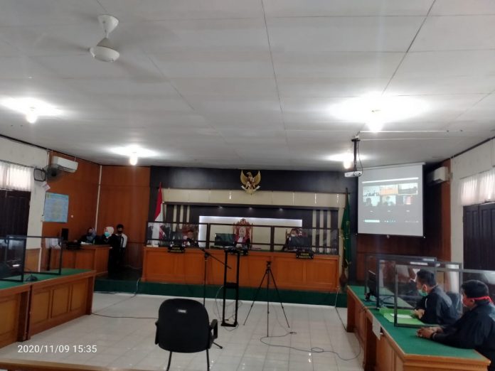 Amril-Mukminin-Mantan-Bupati-Bengkalis-di-Vonis-Enam-Tahun-Penjara