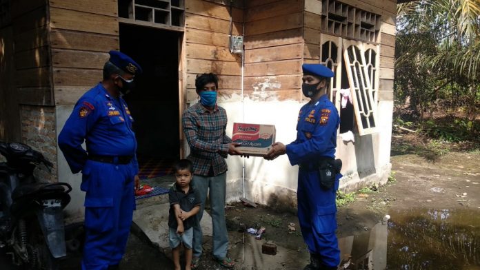 Menyambut-HUT-Pol-Airud-ke-70,-Sat-Pol-Air-Polres-Siak-Gelar-Baksos