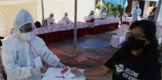 826 TPS Telat Dibuka, Ditemukan Surat Suara Sudah Tercoblos 826-tps-telat-dibuka-ditemukan-surat-suara-sudah-tercoblos-nlj