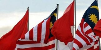 Netizen Malaysia Hina Lagu Indonesia Raya, Ini Kata Menlu bendera-indonesia-malaysia.-Foto-AFPA-730x355-1