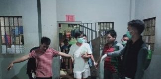 Petugas Sita Benda Tajam dan Handphone di Kamar Tahanan