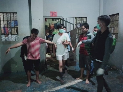 Petugas Sita Benda Tajam dan Handphone di Kamar Tahanan Rutan Sialang Bungkuk