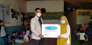 Berbagi Berkah Di Bulan Ramadhan, IJN Pekanbaru Bagikan Sembako Kepada Panti Asuhan