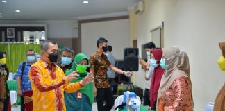 Tingginya Minat Masyarakat Riau Untuk Ikut Divaksin antusias-masyarakat-riau-untuk-diva