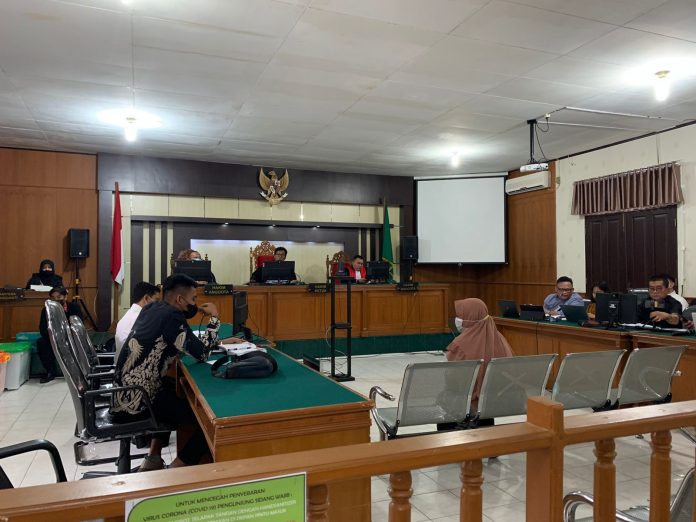 Lahan Tercemar Limbah B3 Chevron, Dua Warga Riau Beri Kesaksian di PN Pekanbaru