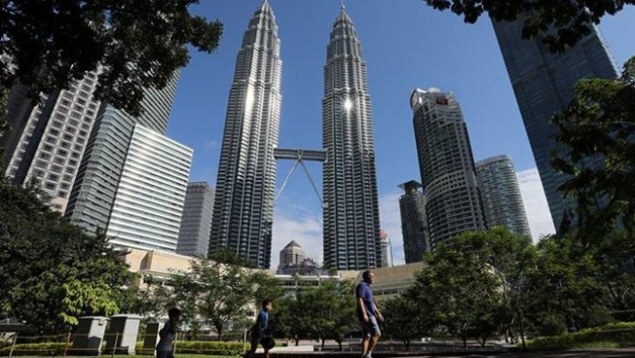 Masuk Malaysia 1 April 2022 Bebas Karantina, Berikut Syaratnya