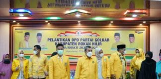 Gubernur Riau Lantik Ketua dan Pengurus DPD II Partai Golkar Rohil Gubernur Riau Lantik Ketua dan Pengurus DPD II Partai Golkar Rohil