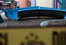 Liburan Jadi Mimpi Buruk, Perosotan Kenpark Ambruk Liburan Jadi Mimpi Buruk, Perosotan Kenpark Ambruk