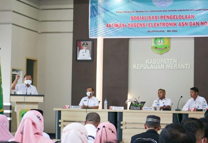 Gelar Sosialisasi Pengelolaan Absensi Elektronik, Sekda Harapkan Pegawai Meranti Lebih Disiplin Gelar Sosialisasi Pengelolaan Absensi Elektronik, Sekda Harapkan Pegawai Meranti Lebih Disiplin