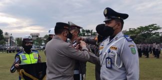 Kapolda Riau Buka Apel Operasi Patuh Lancang Kuning, Ini Tujuannya Kapolda Riau Buka Apel Operasi Patuh Lancang Kuning, Ini Tujuannya