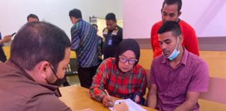 Kejari Rohil Terima Pelimpahan Tersangka Tindak Pidana Keimigrasian Pencari Suaka Asal Myanmar