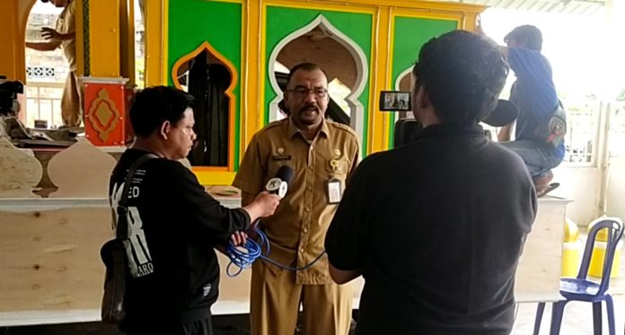 Kadis LH Suwandi Pantau Langsung Persiapan Miniatur Masjid Hari Raya Idul Fitri 1444