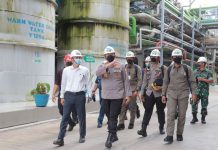 Kapolda Riau Cek Pabrik Minyak Goreng PT Wilmar Group di Dumai Kapolda Riau Cek Pabrik Minyak Goreng PT Wilmar Group di Dumai