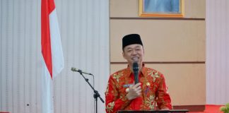 Tutup Bimbingan Manasik Haji, Bupati Rohil Ingatkan Jamaah Jaga Kesehatan Tutup Bimbingan Manasik Haji, Bupati Rohil Ingatkan Jamaah Jaga Kesehatan