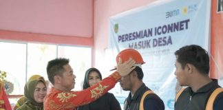 Dinas Kominfotiks Rohil Lakukan Instalasi Massal Sistem Support TTE Sikoncang