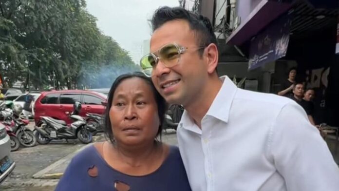 Protes Disebut Dibantu Raffi Ahmad, Ibu Penjual Kacang di Kelapa Gading Klarifikasi